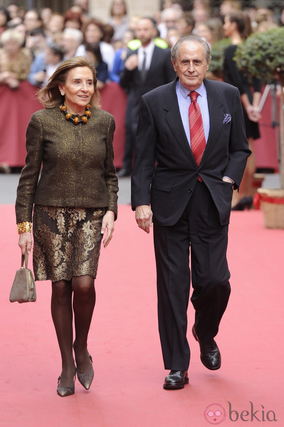 Jaime Peñafiel y Carmen Alonso en la boda de María Colonques y Andrés Benet