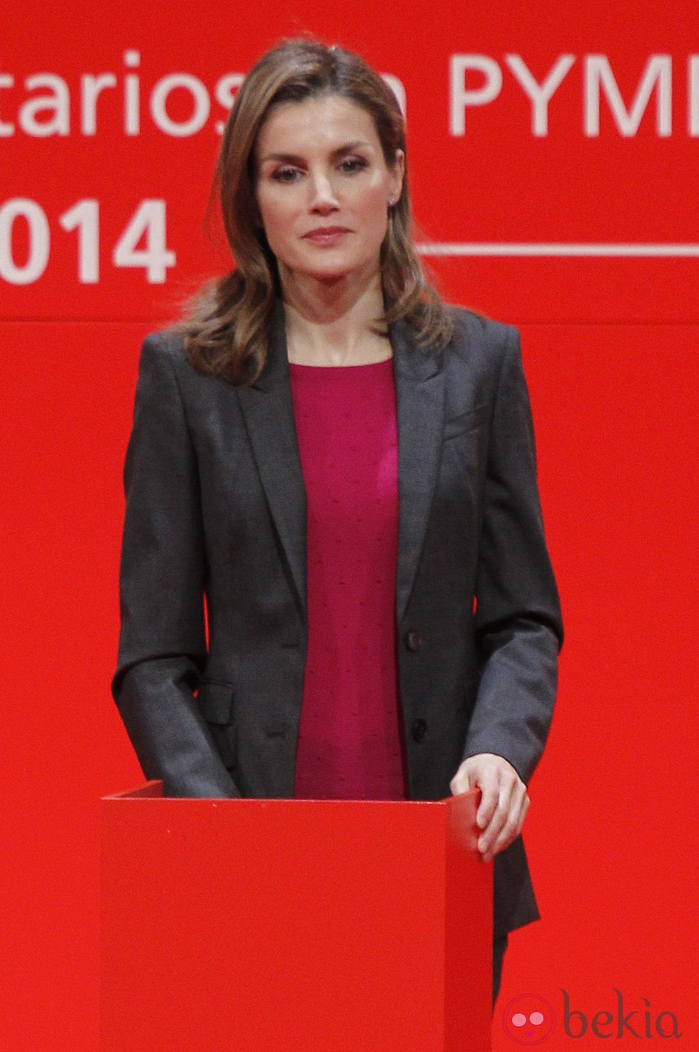 La Princesa Letizia, seria y pensativa en un acto oficial