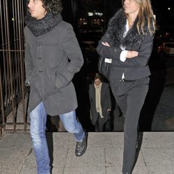 Arancha de Benito y Agustín Etienne en la misa funeral por Simone Bosé