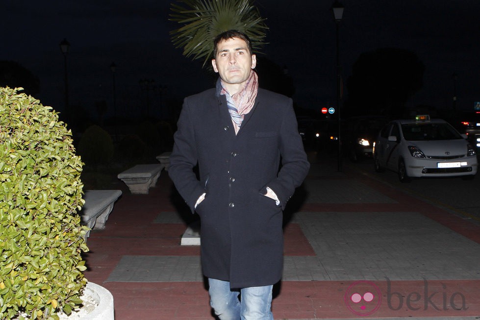 Iker Casillas en el tanatorio de Luis Aragonés