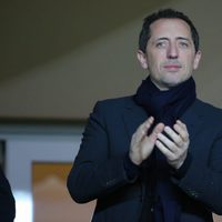 Gad Elmaleh en un partido entre el Mónaco y el Paris St Germain