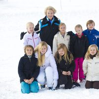 La Princesa Beatriz de Holanda con sus ocho nietos en Austria