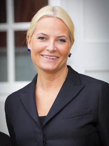 Mette-Marit posa para la prensa en el Día Internacional de la Mujer Trabajadora