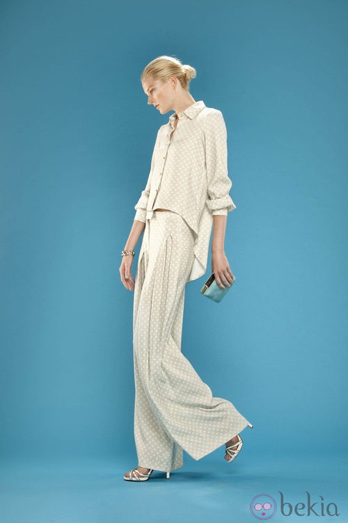 Conjunto de blusa y pantalón ancho estampados de la colección 'Dolores Promesas Resort' para primavera/verano 2014