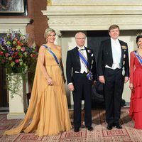 Los reyes de Suecia y los de Holanda celebran una cena en Amsterdam