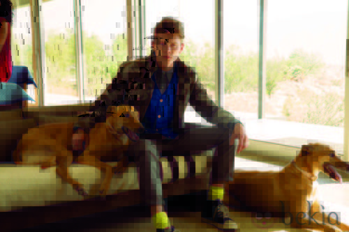 Conjunto con chaqueta camuflaje y vaqueros de la colección para hombre primavera/verano 2014 de Levi's