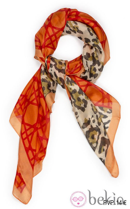 Pañuelo con estampado leopardo de la colección primavera/verano 2014 de Tantrend