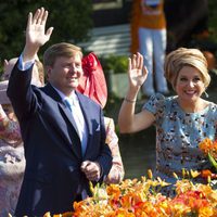 Rey Guillermo y Reina Máxima de Holanda en su primer Día del Rey