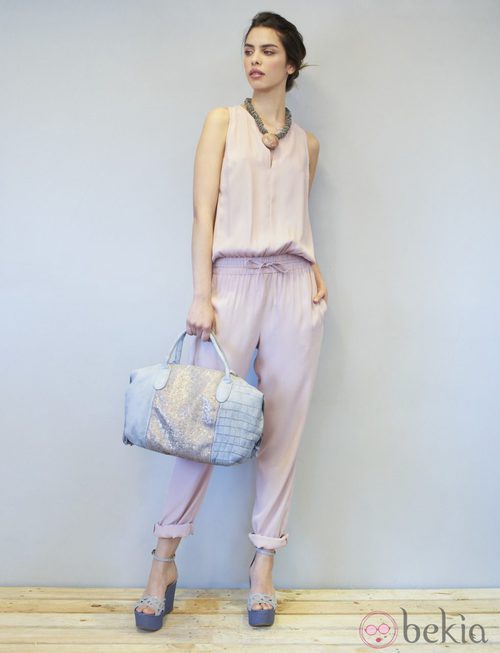 Conjunto rosa empolvado de la colección primavera/verano 2014 de Eduardo Rivera