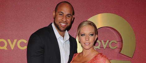 Kendra Wilkinson y Hank Baskett en la alfombra roja QVC 2014