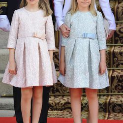 La Princesa Leonor y la Infanta Sofía durante la proclamación de Felipe VI