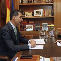El Rey Felipe y Mariano Rajoy en su primer despacho