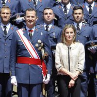 Los Reyes Felipe y Letizia en la entrega de despachos a los nuevos suboficiales del Ejército del Aire