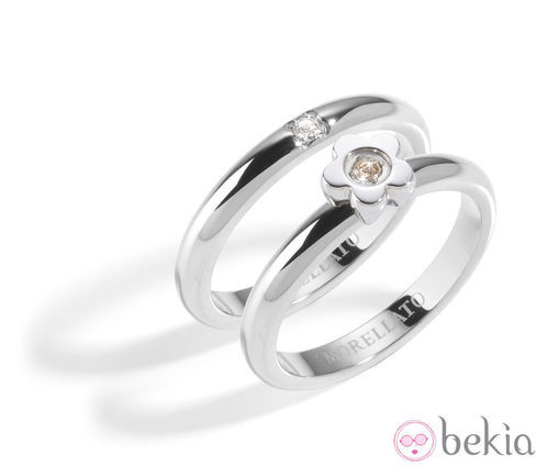 Anillos de acero con flor y mariposa de la colección 'Love Rings' de Morellato