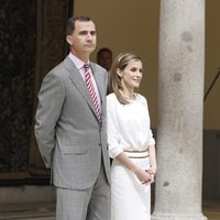 Los Reyes de España en la audiencia a los jóvenes participantes en la 'Ruta BBVA 2014'