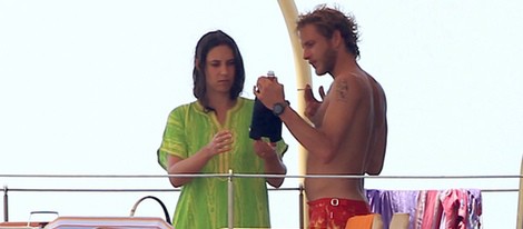 Andrea Casiraghi y Tatiana Santo Domingo en Ibiza a bordo del Pacha III