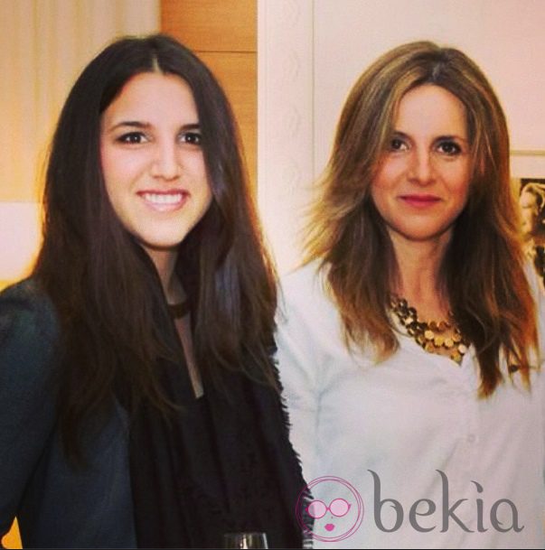 Carlota Fàbregas y su madre Núria Soler