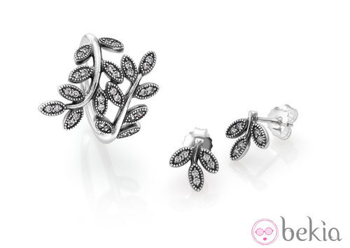 Juego de anillo y pendientes de la colección 'Hojas de Otoño' para otoño 2014 de Pandora