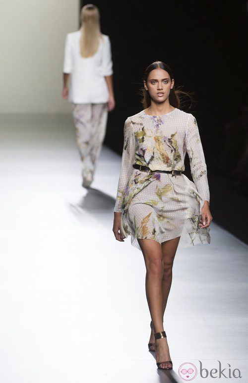 Vestido estampado de Roberto Torretta en Madrid Fashion Week primavera/verano 2015