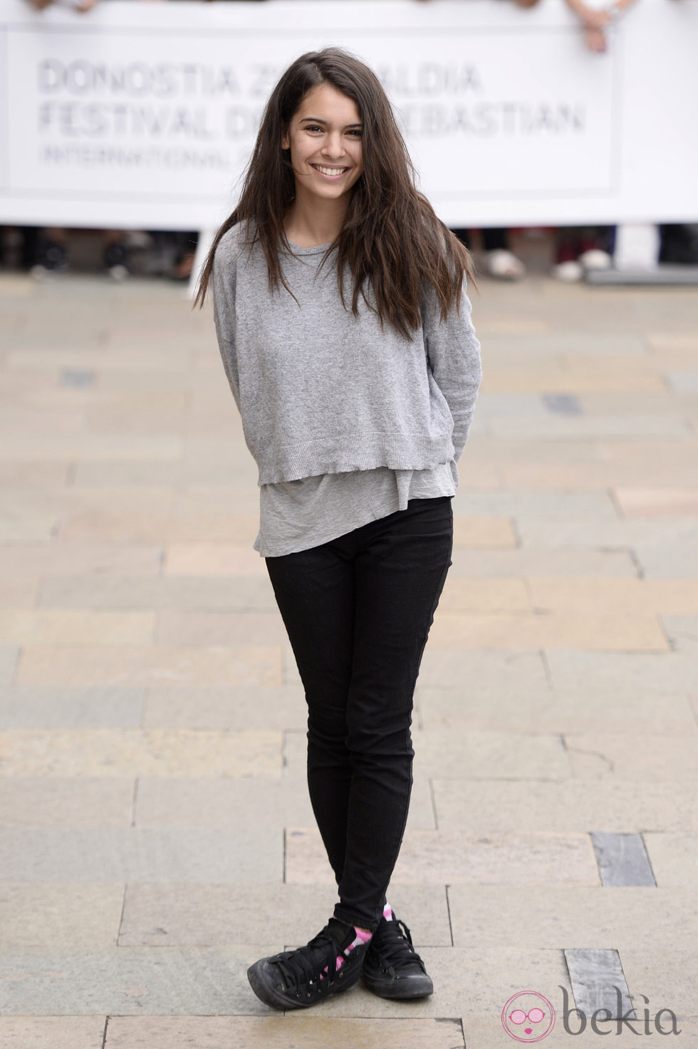Claudia Traisac llegando al Festival de San Sebastián 2014