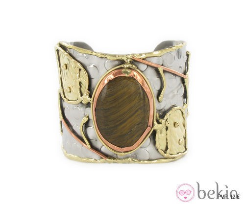 Brazalete plateado con pedrería de la colección 'Juego de Tronos' de Tantrend