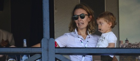 Marta Ortega con su hijo Amancio en Barcelona