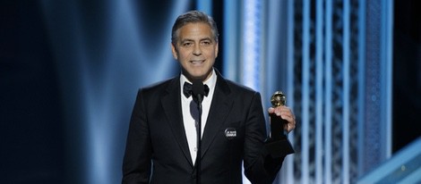 George Clooney dando su discurso al recoger el premio honorífico en los Globos de Oro 2015
