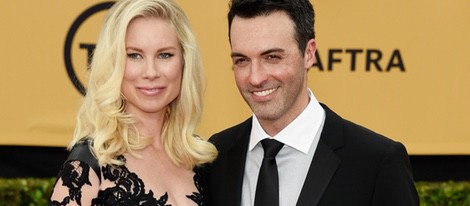 Reid Scott y Elspeth Keller en los premios SAG Awards 