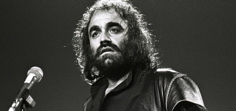 Demis Roussos en un concierto en Rotterdam en octubre de 1984