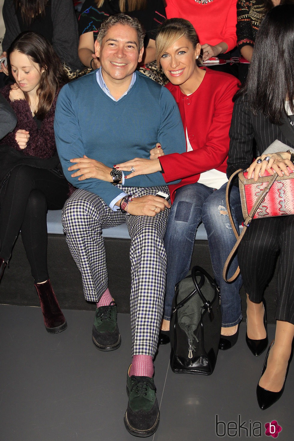 Luján Argüelles y Boris Izaguirre en el front row de Hannibal Laguna en Madrid Fashion Week otoño/invierno 2015/2016