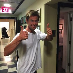 Chris Hemsworth abre su cuenta de Twitter