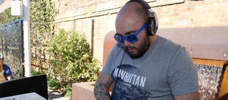 Kiko Rivera en la inauguración de su nuevo bar de copas en Sevilla