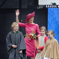 Máxima de Holanda con sus hijas Amalia, Alexia y Ariane en el Día del Rey 2015
