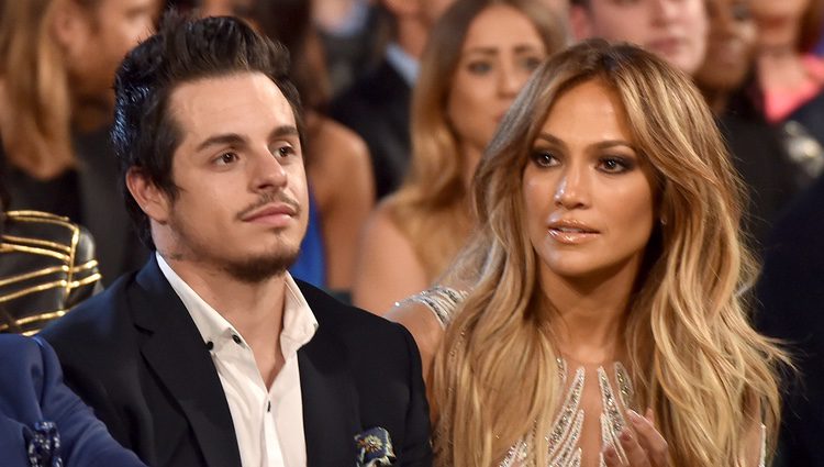 Jennifer Lopez y Casper Smart en los Billboard Music Awards 2015