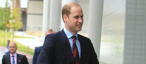 El Príncipe Guillermo retoma su agenda oficial en Inglaterra tras ser padre de la Princesa Carlota