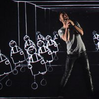 Mans Zelmerloew en su actuación en Eurovisión 2015