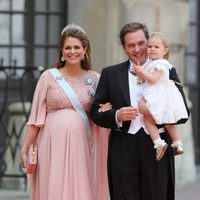 Magdalena de Suecia, Chris O'Nell y la Princesa Leonor en la boda de Carlos Felipe de Suecia y Sofia Hellqvist