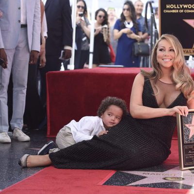 Mariah Carey estrena su estrella en el Paseo de la Fama