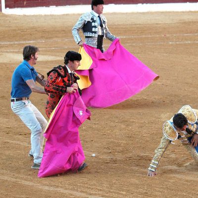 Grave cogida de Fran Rivera en Huesca