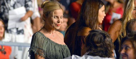 Eugenia Martínez de Irujo y Cayetana Rivera en el concierto de Enrique Iglesias en Marbella