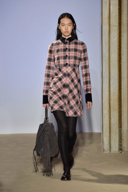Vestido de cuadros tartán de la colección otoño/invierno 2015/2016 de Fay