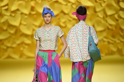Pantalón maxi estampado Agatha Ruiz de la Prada para primavera/verano 2016 Madrid Fashion Week