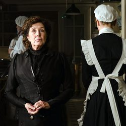Concha Velasco da vida a la gobernanta de 'Gran Hotel'