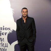 Iván Sánchez en los Premios Cosmopolitan Fun Fearless Female 2011