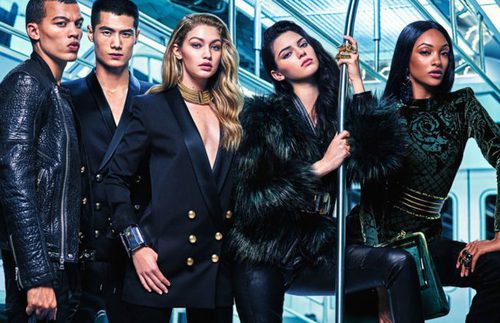 Modelos posan para la campaña de Balmain para H&M