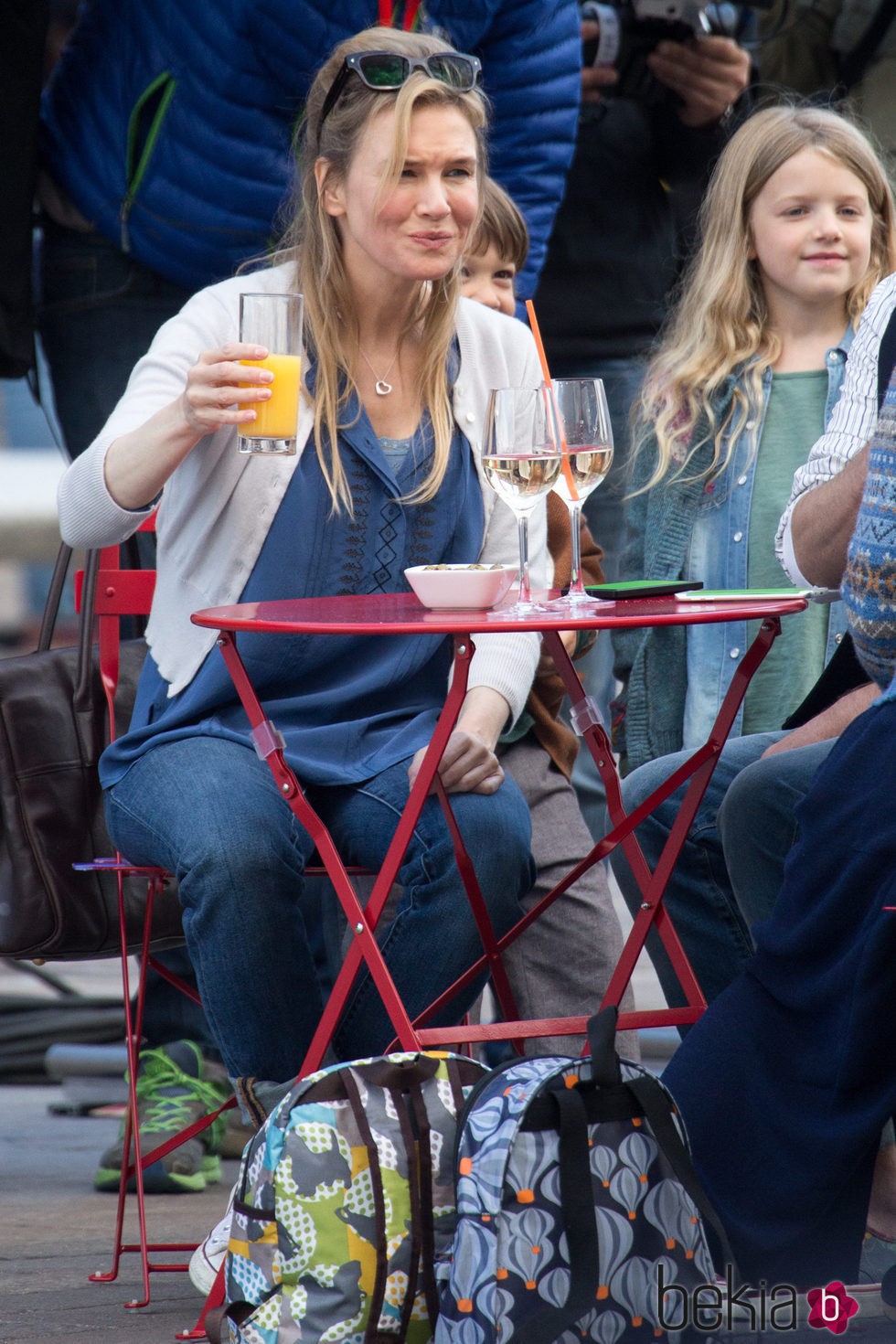 Renée Zellweger rodando una escena de 'Bridget Jones's baby'