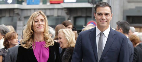 Pedro Sánchez y Begoña Gómez en la entrega de los Premios Princesa de Asturias 2015