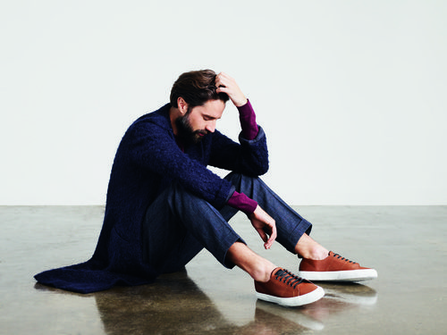 Jack Guinness modelo de la primera colección para hombre de Superga otoño/invierno 2015/2016