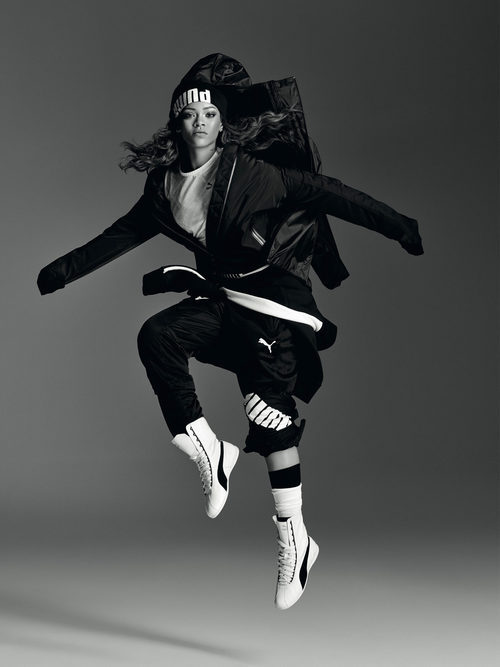 Rihanna presenta el nuevo par de zapatillas Eskiva para Puma