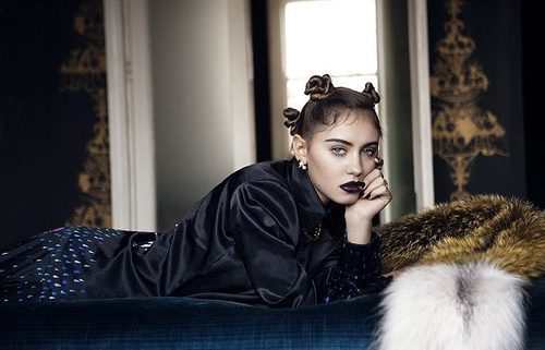 Iris Law en la campaña de 'Illustrated People for Violetta Fancies'